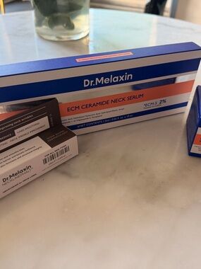 Dr. Melaxin ECM Ceramide Neck Serum - Blue & Orange Box